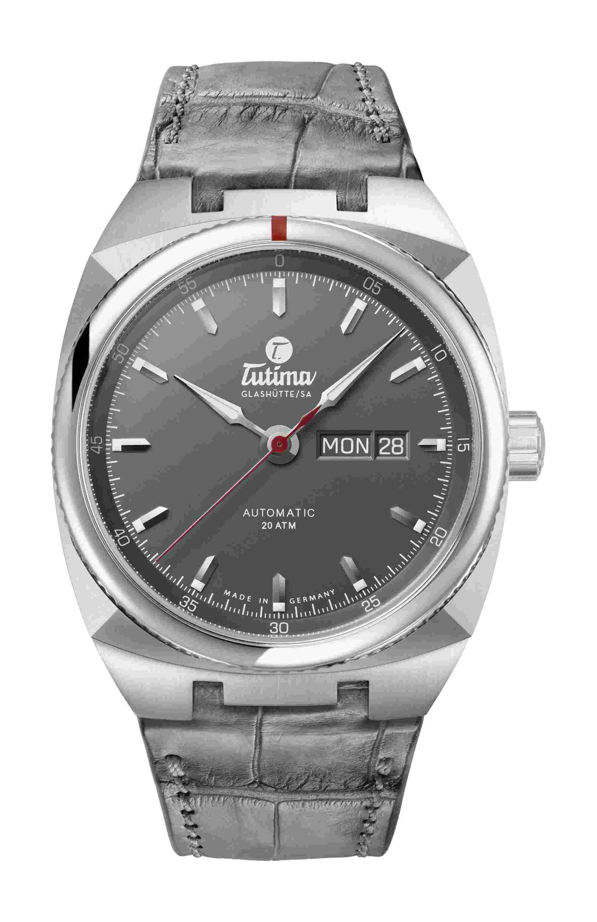 Tutima Glashütte
  
          Saxon One Automatic
