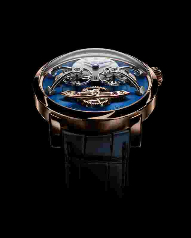 MB&F
  
          LM2 Red Gold Blue