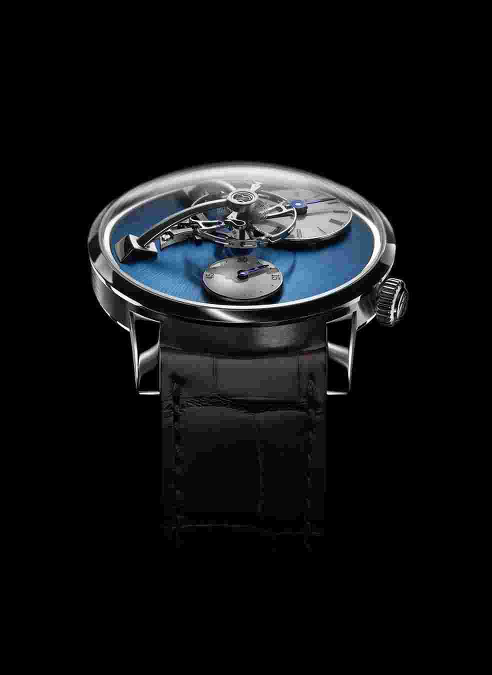MB&F
  
          LM101 Steel Blue