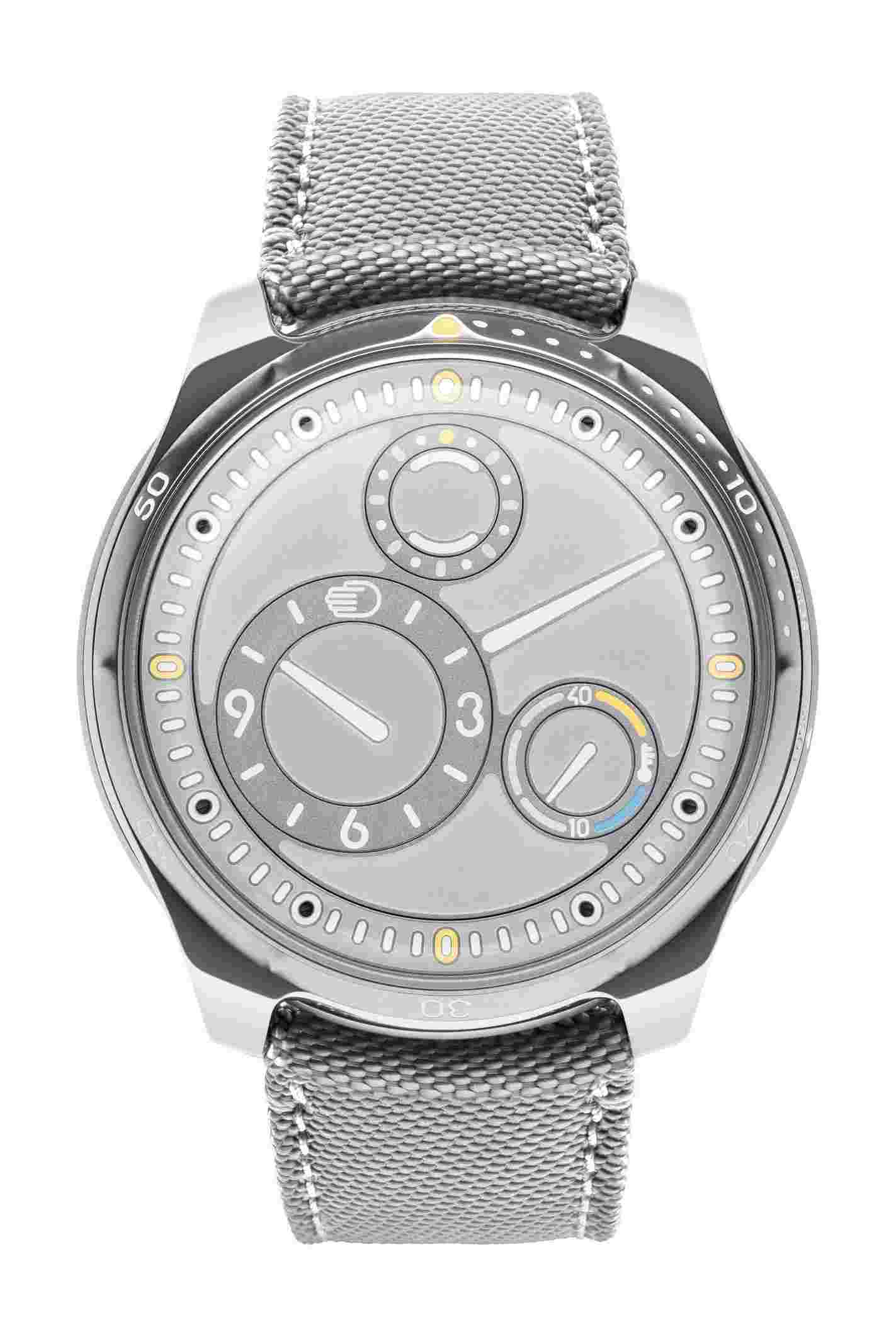 Ressence
  
          Type 5 Luminova