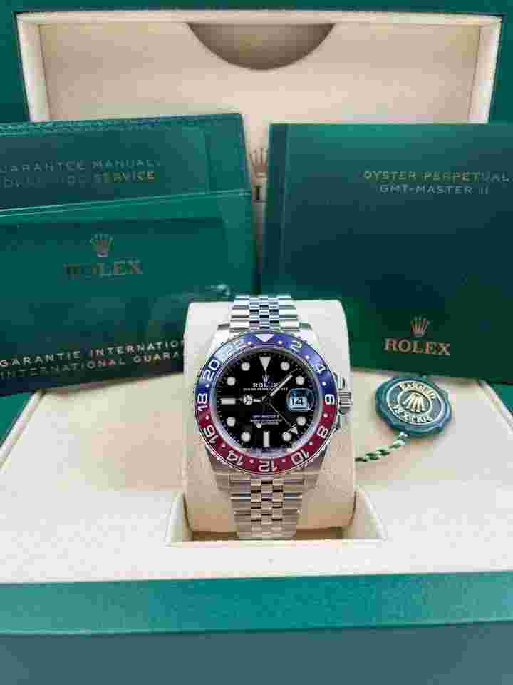 Rolex GMT-Master II
Pepsi Jubilee Bracelet 126710BLRO Unworn 2024