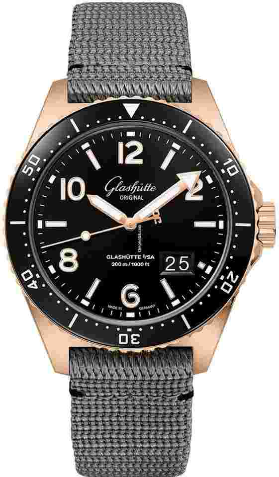 Glashütte Original SeaQ Panoramadatum
                           
                                 Panorama Date 43.2mm 1-36-13-03-90-34