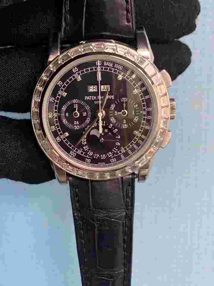 Patek Philippe Perpetual Calendar Chronograph
                           
                                 5971P-001 Black Perpetual Calendar Chronograph