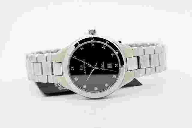 Lorenz BLUE MOON DIVA 030158AA Black Dial Diamonds Quartz 32mm 4167