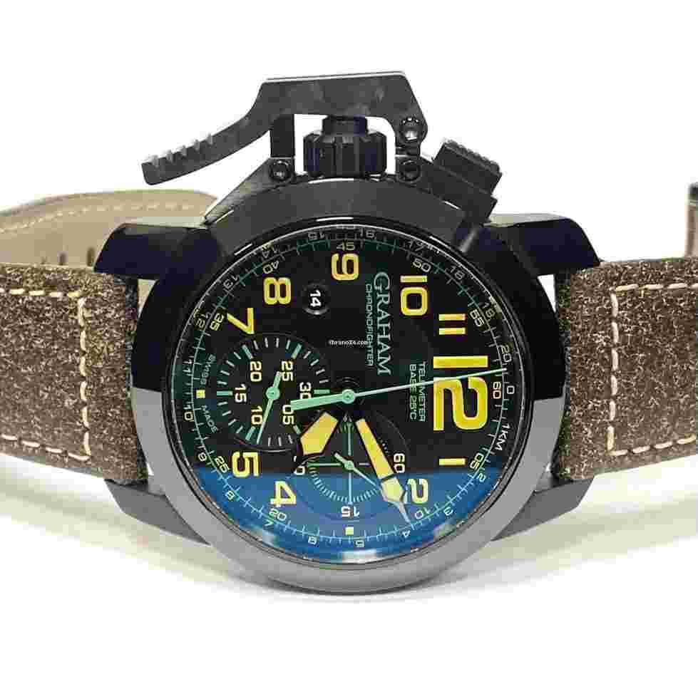 Graham Chronofighter Oversize
                           
                                 2CCAU.B09A.L43N