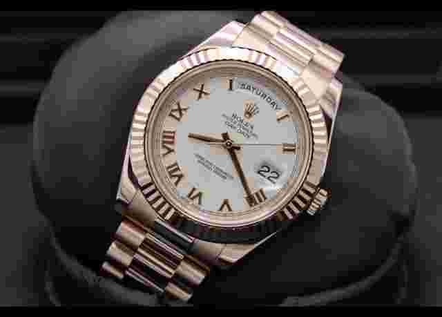 Rolex Oyster Perpetual Day-Date 18k Gold 218235 EverRose Presidential II 41mm Ivory Roman Dial Full Set Box Papers 2016 RSC Service