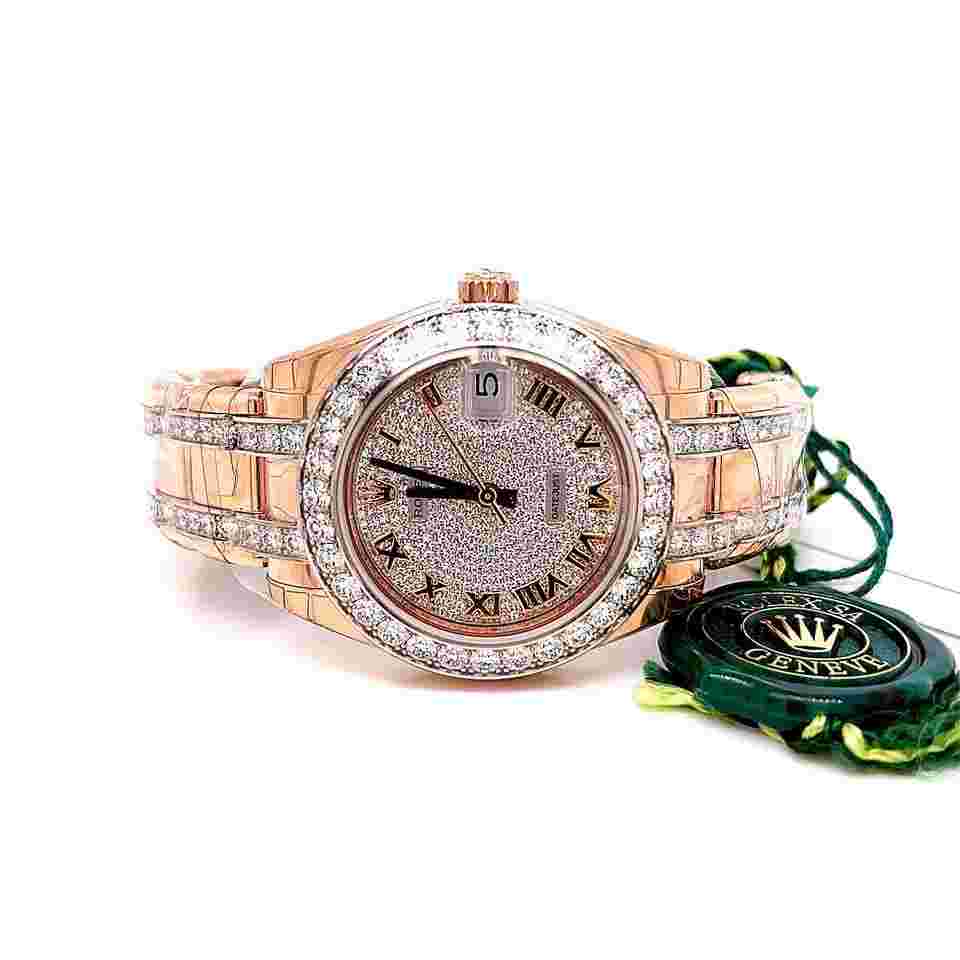 Rolex Pearlmaster
Datejust Pearlmaster 34mm Everose Pave Dial Diamond Bracelet
