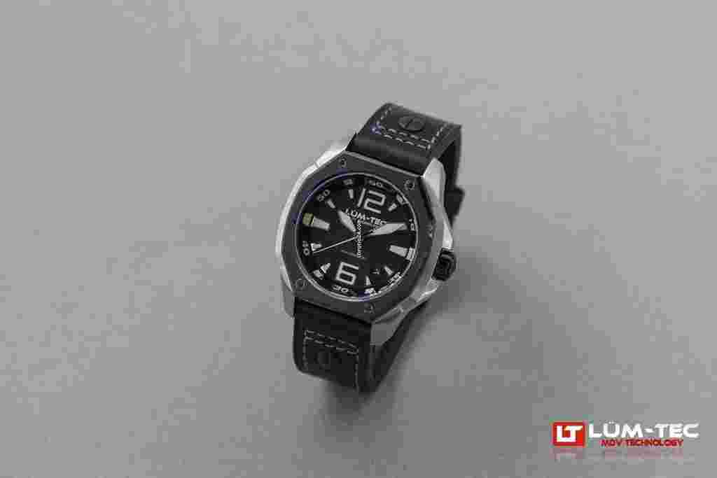 Lüm-Tec
                           
                                 Lum-Tec V7 Men Watch 44mm Automatic Black Leather Two Straps 100m WR