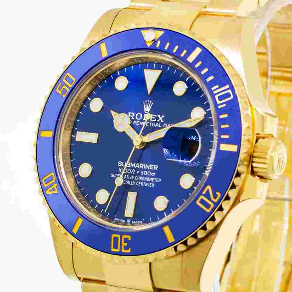 Rolex Submariner Date
                           
                                 41mm Yellow Gold Blue Dial & Blue Bezel 126618LB