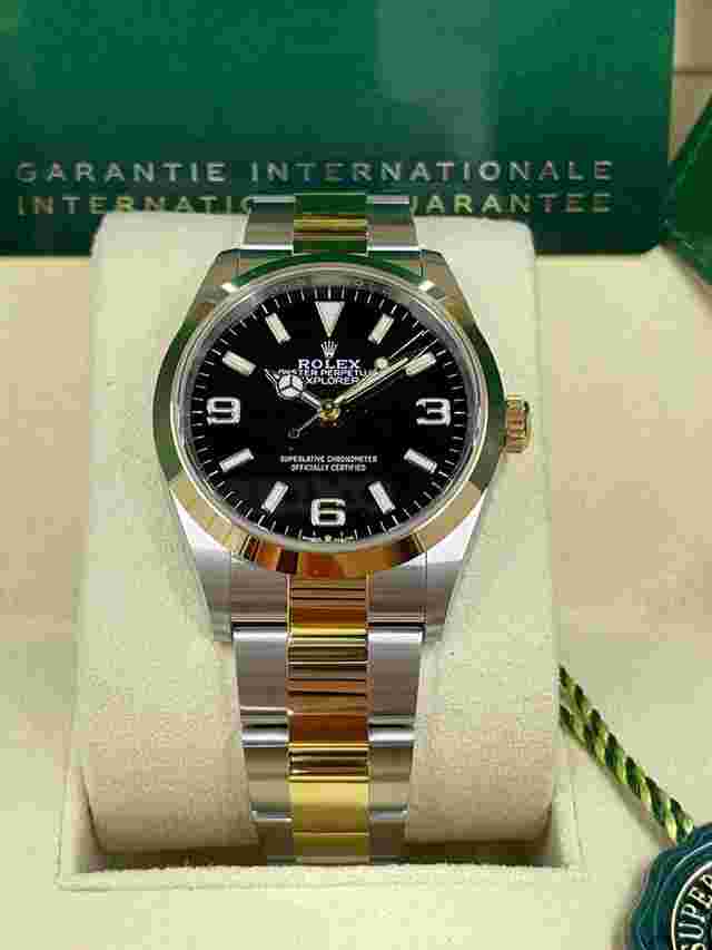 Rolex Explorer
                           
                                 NEW IN STOCK Explorer 124273 36mm Steel Gold