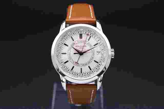 Patek Philippe Calatrava
                           
                                 in Stock | NEW | Calatrava | Weekly Calendar