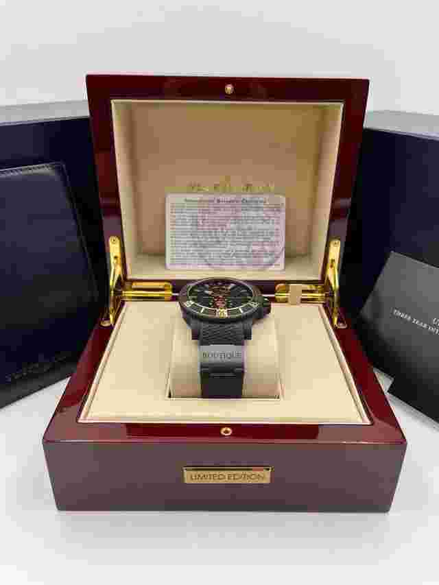 Ulysse Nardin Maxi Marine Diver
                           
                                 Limited Edition 263-95LE Box & Papers