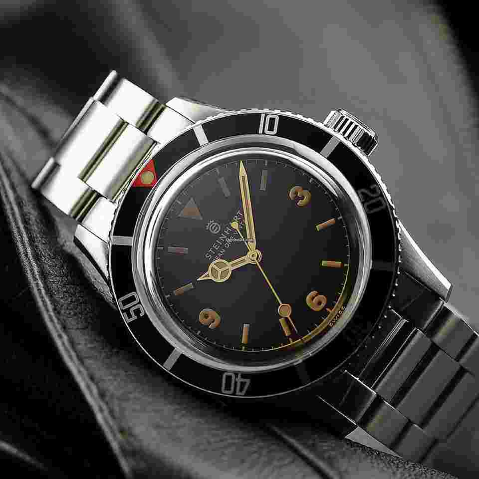 Steinhart Ocean One Vintage
Automatic Men's Watch Black Bezel / Black Dial 103-0294