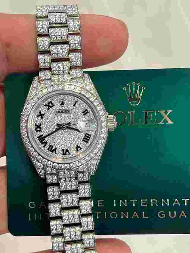 Rolex Lady-Datejust
                           
                                 NEW UNWORN Lady Datejust Oyster Perpetual Diamond Paveed Watch M279459RBR-0001