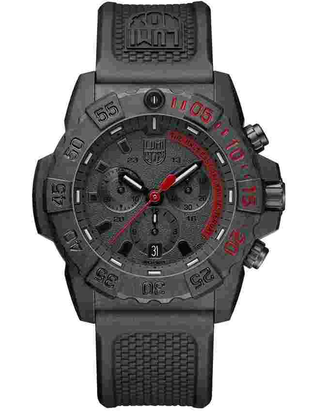 Luminox
                           
                                 Navy Seal XS.3581.EY Chronograph 45mm Carbonox Rubber Quartz Men's Watch