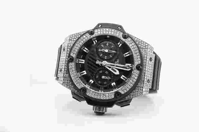 Hublot King Power
                           
                                 2025 NEW King Power Foudroyante All Black Big Bang Ceramic 48mm Black Rubber 715.CI.1110.R