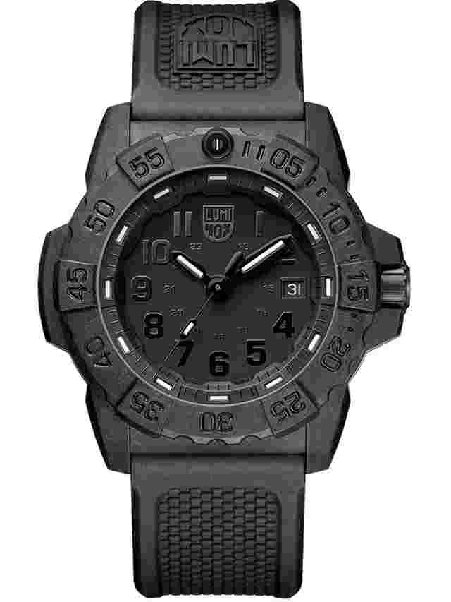 Luminox
                           
                                 Navy Seal XS.3501.BO.F 45mm Blackout Carbon Rubber Quartz Men's Watch