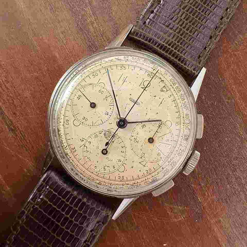 Jaeger-LeCoultre Vintage
Chronograph Tri-compax Vintage - Cal. Universal 287 - Patina Dial - RARE