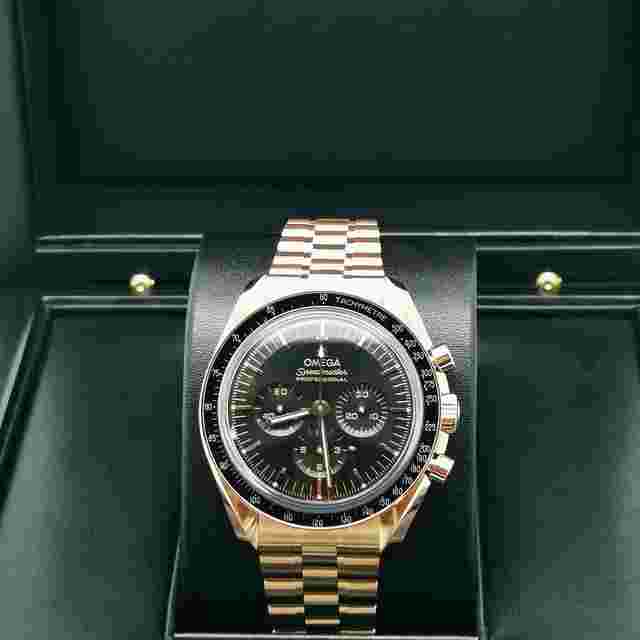 Omega Speedmaster Professional Moonwatch
                           
                                 basel one Speedmaster Moonwatch Co-Axial Chronometer rose gold 5 international warranty
