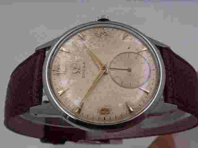 Omega Classic
                           
                                 Vintage Jumbo 38mm 2272 YEAR 1952 Stainless Steel Manual Winding