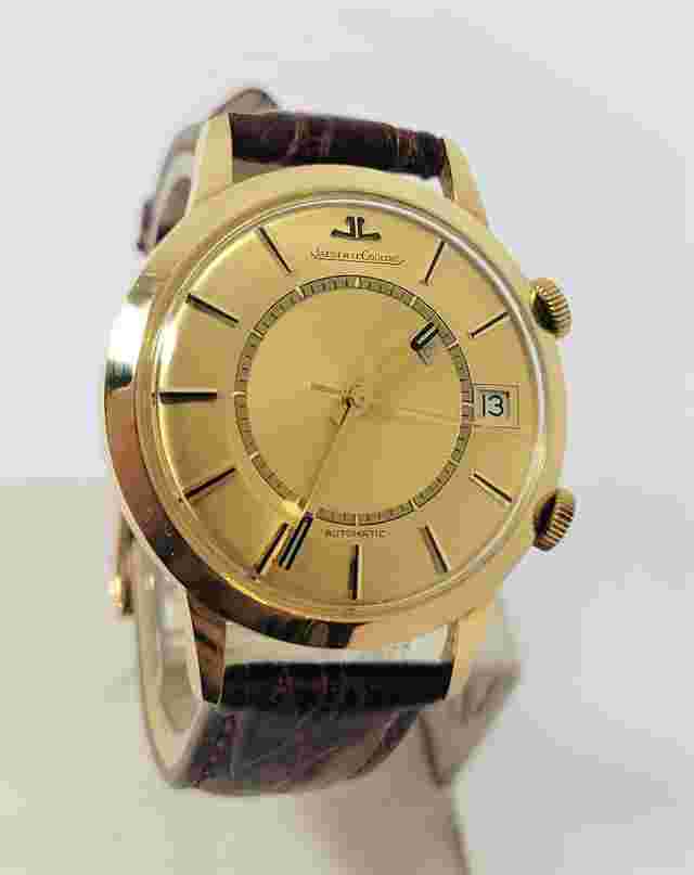 Jaeger-LeCoultre Memovox
                           
                                 Vintage 18k Automatic MEMOVOX Alarm Watch Cal.825 RARE SERVICED