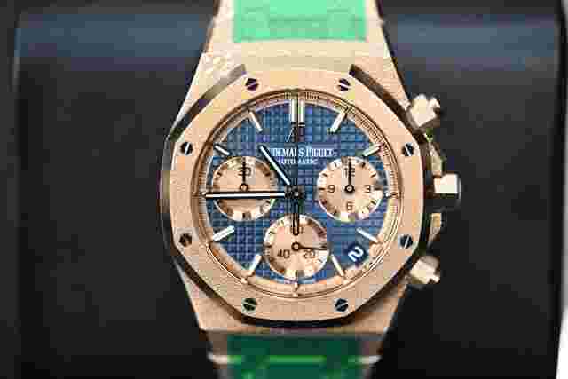 Audemars Piguet Royal Oak Chronograph
                           
                                 26239OR.GG.1224OR.01 Automatic 2022 Rose gold Like new & unworn
