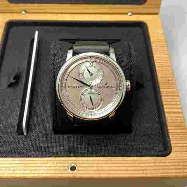 Louis Erard
                           
                                 Le Regulateur Louis Erard x Massena Lab Silver 178 pcs Limited Edition 85237AA76