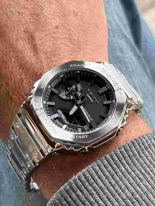 Casio G-Shock
                           
                                 GMB2100D-1 CasioOak Bluetooth