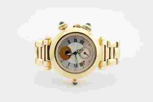 Cartier Pasha
                           
                                 Alarm MoonPhase 18k Yellow Gold 38mm Watch 30011
