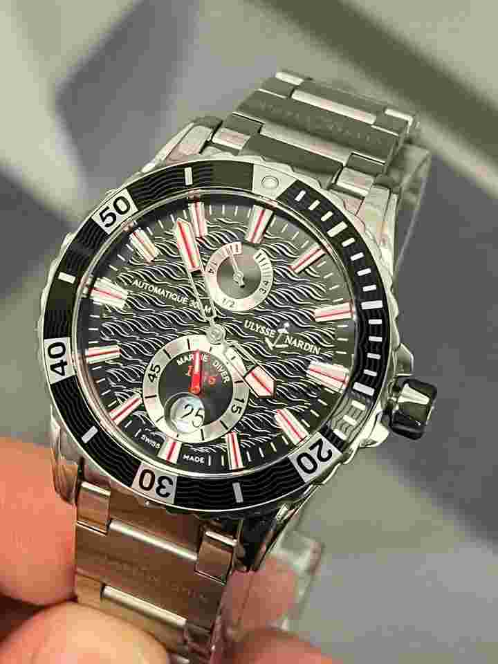 Ulysse Nardin Diver Chronometer
                           
                                 Maxi Marine Diver