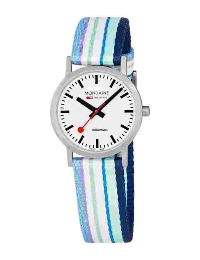 Mondaine Classic
                           
                                 A658.30323.16SBP