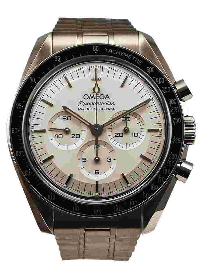 Omega Speedmaster Professional Moonwatch
Canopus in White Gold with Black Bezel on White Gold Bracelet with Silver Dial