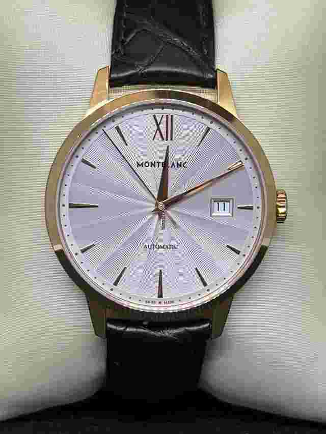 Montblanc Heritage Spirit
                           
                                 Date