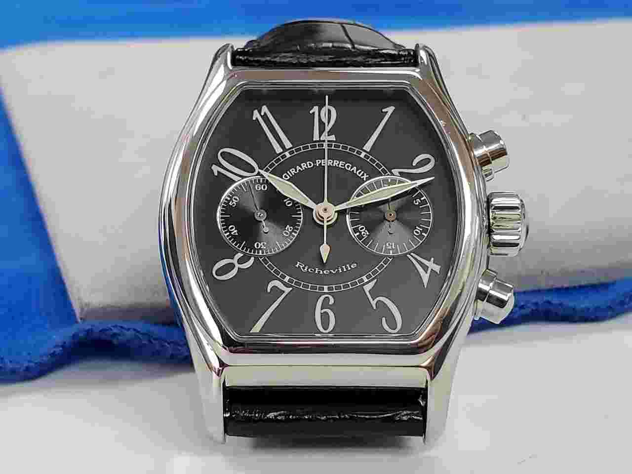 Girard Perregaux Classic Tonneau Mechanical Hand Wound RicheVille Bi-Compax Chronograph Arabic Black Charcoal Dial Unpolished
