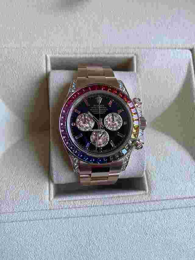 Rolex Daytona
                           
                                 Rainbow 116595RBOW Rose Gold Sapphire Gem Bezel Diamond Lugs - Rare - Unworn 2021