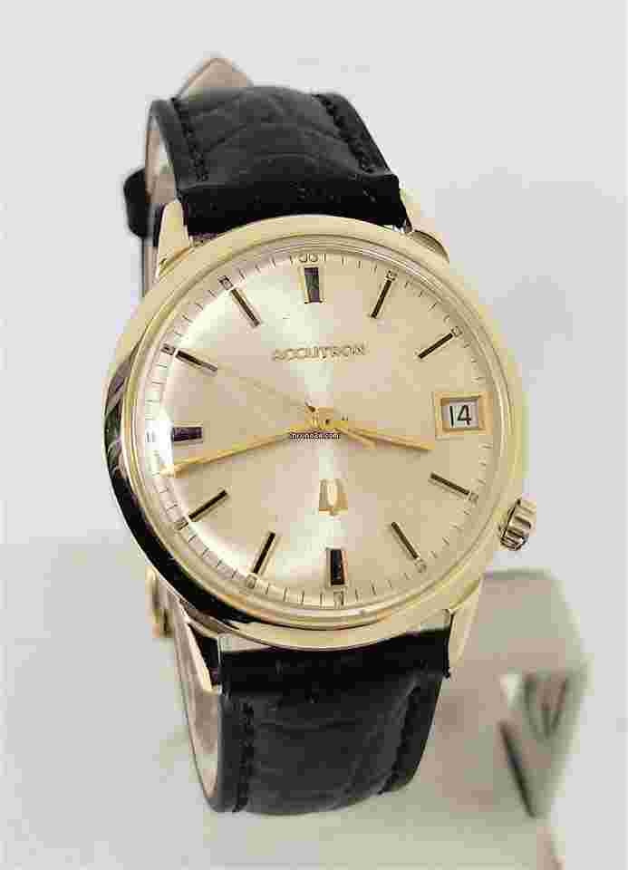 Bulova Accutron
Vintage Mens Solid 14k BULOVA ACCUTRON Date Watch 1967s EXLNT Great Runner