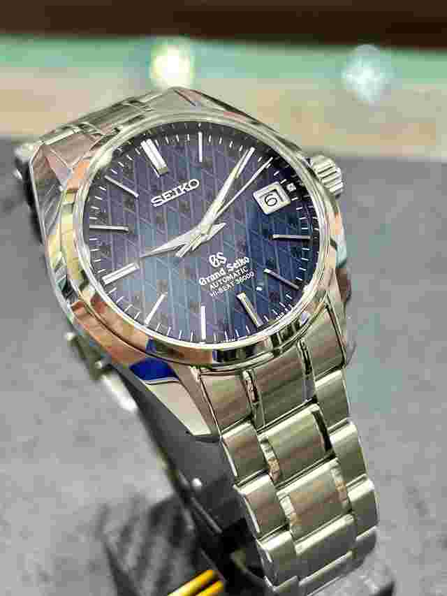 Grand Seiko
                           
                                 SBGH031 Hi Beat Limited