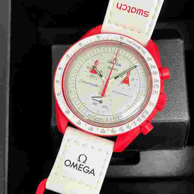 Swatch Moonswatch
                           
                                 NEW Moonswatch "Mission To Mars" Swatch x Omega Red SO33R100