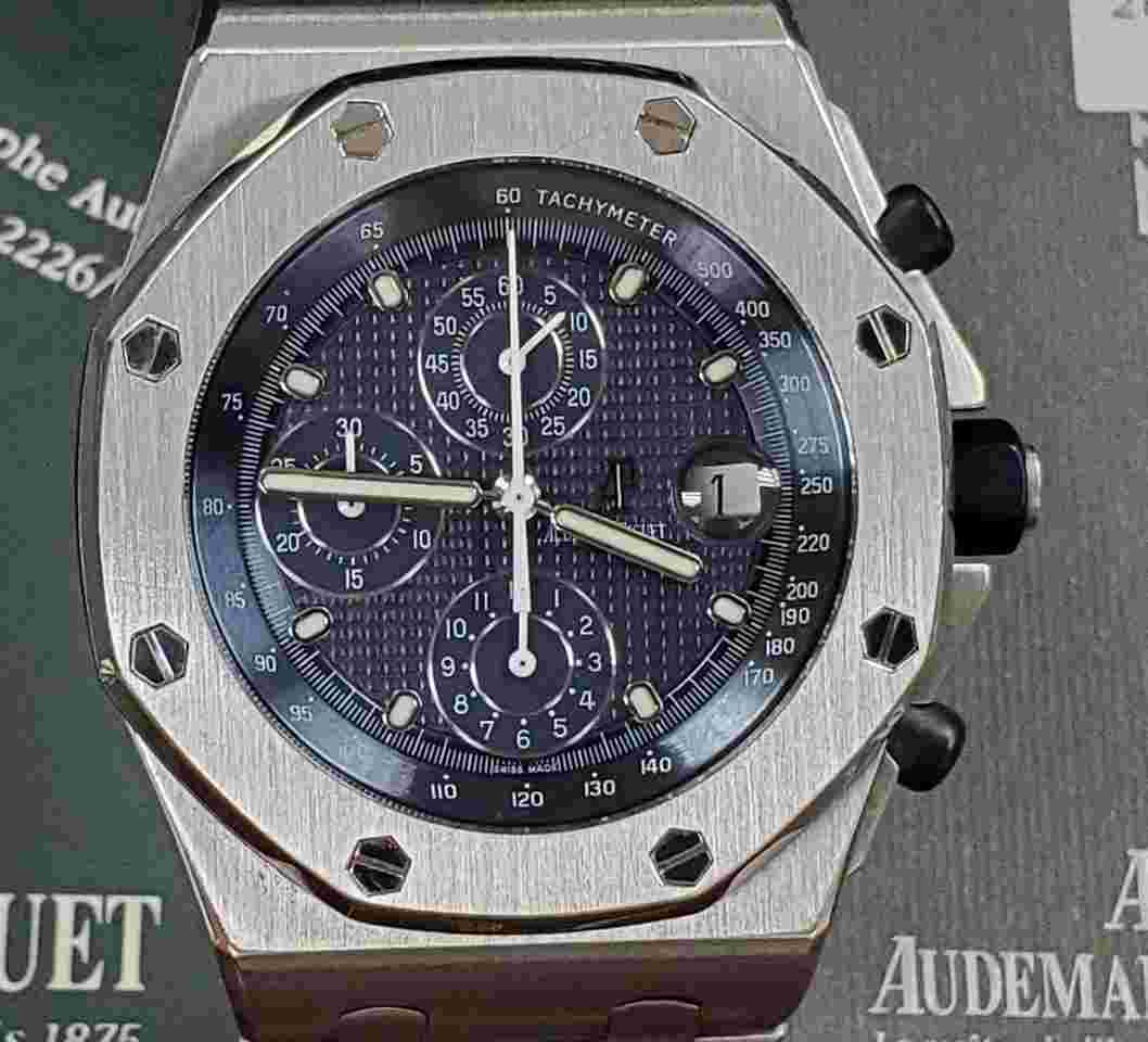 AP Audemars Piguet Chronograph Brick Royal Oak Offshore Blue THE ORIGINAL BEAST 1st Edition Full Set Tags Stickers