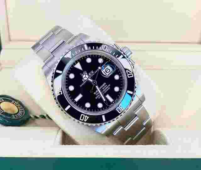 Rolex Submariner Date
                           
                                 Unworn Full Set 2023 126610LN