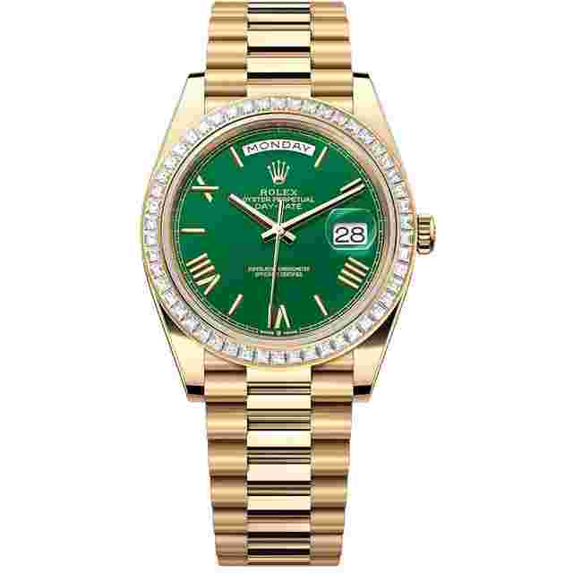 Rolex Day-Date 40
                           
                                 Oyster Perpetual Day-Date 40mm