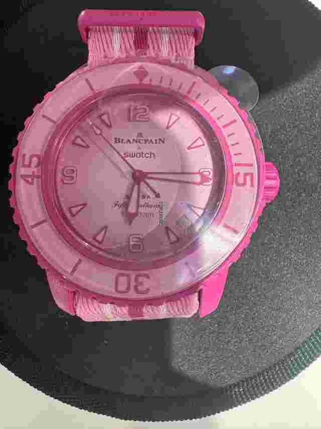 Swatch Scuba Fifty Fathoms
                           
                                 Blancpain X Swatch Bioceramic Scuba Fifty Fathoms PINK OCEAN SO35P400