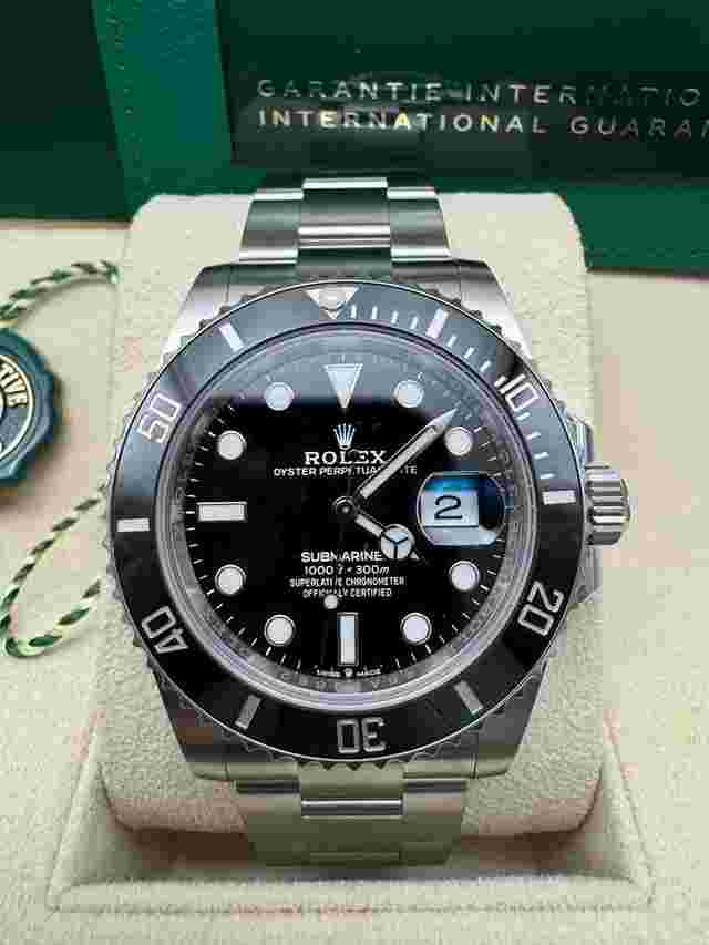 Rolex Submariner Date
                           
                                 126610LN NEW 2023