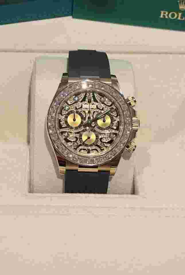 Rolex Daytona
                           
                                 "Eye Of The Tiger"