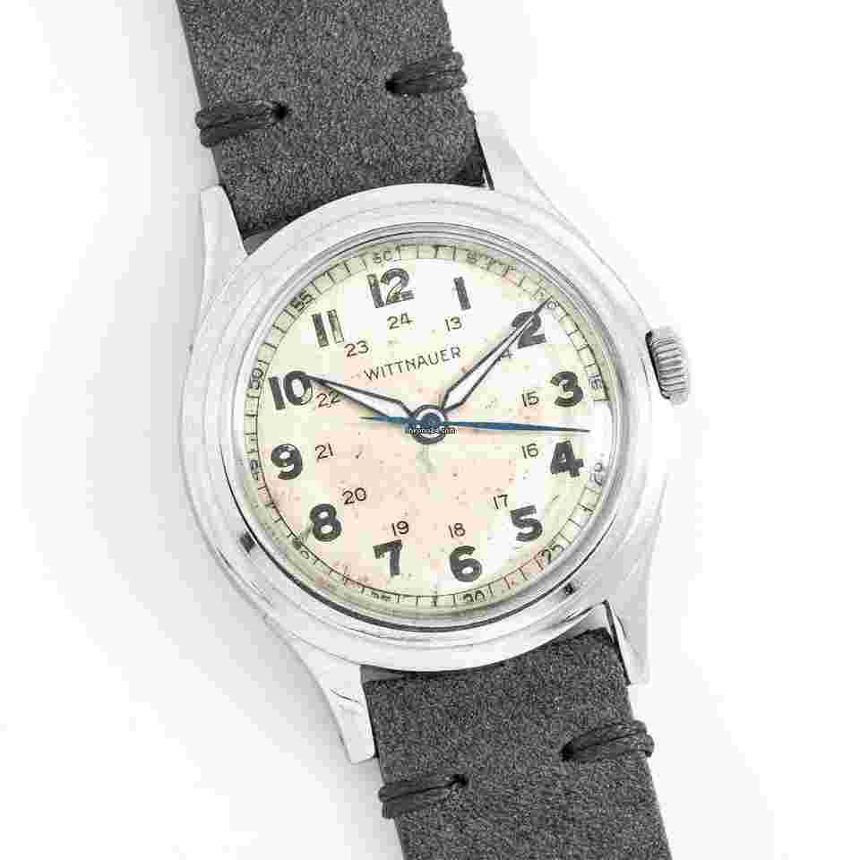 Wittnauer
                           
                                 1940's Vintage Wittnauer WWII Military Watch in Stainless Steel ( 14378)
