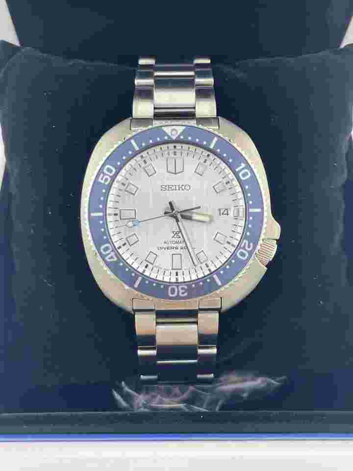 Seiko Luxe PROSPEX 1970 DIVER'S MODERN RE-INTERPRETATION SAVE THE OCEAN SPECIAL EDITION