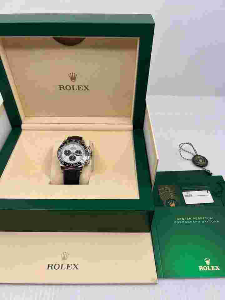 Rolex Daytona
New Unworn Meteorite Dial White Gold Oysterflex Daytona