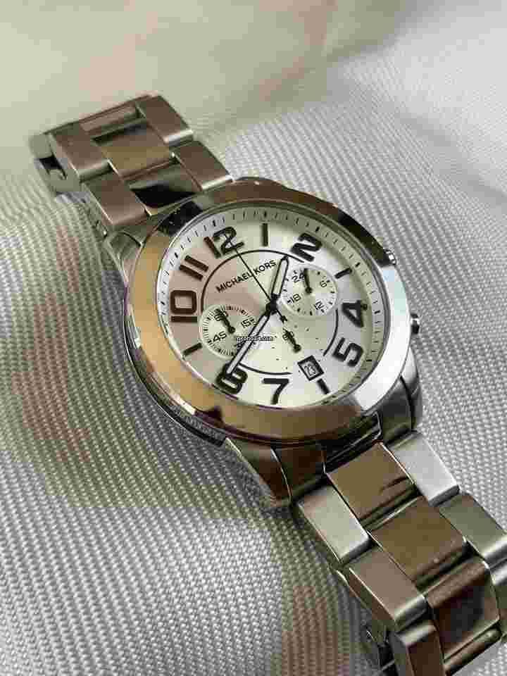 Michael Kors
                           
                                 Chronograph Stainless Steel Three Registers Calendar Date Large Case 45mm Large Numbers