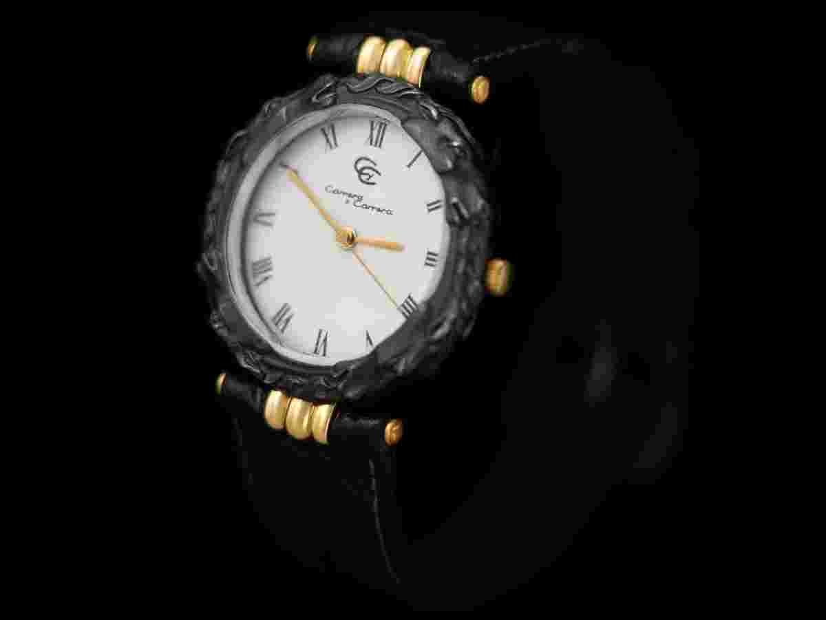 Carrera y Carrera Mens Midsize / Large Ladies Quartz Horse Watch - Sculptured Titanium & 18K Gold