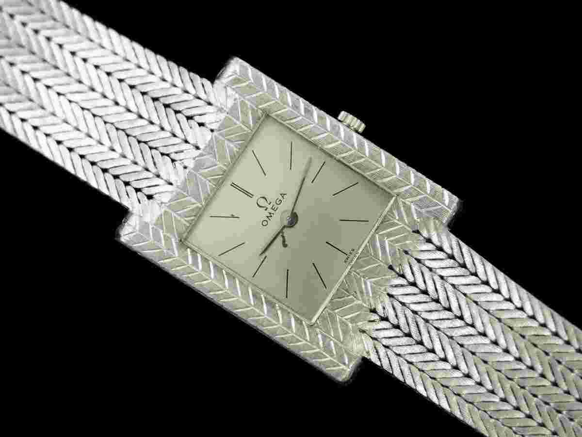 Omega Classic
Owned & Worn By Red Skelton - 1958 Vintage Mens Ultra Thin Watch - 18K White Gold